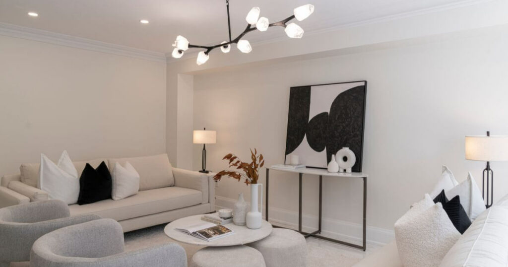 An Open-Concept Main Floor for a Family&rsquo;s Next Phase