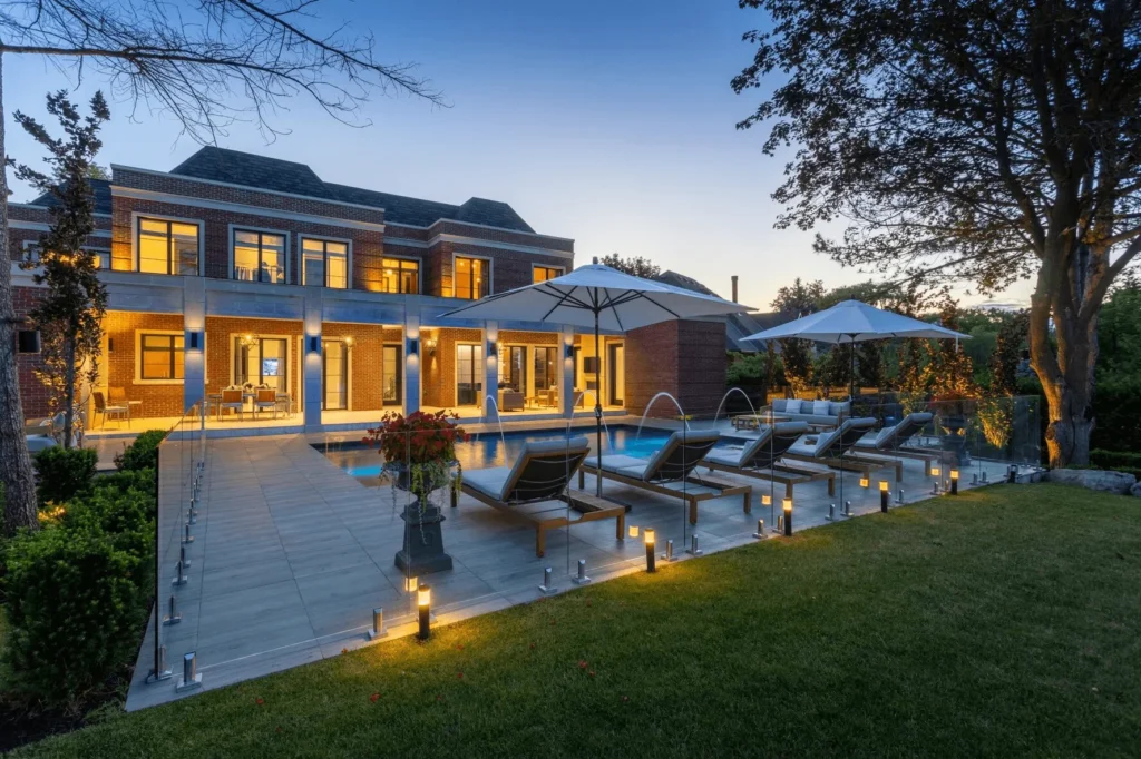 Best Custom Home Builders in Toronto (2026 Rankings)